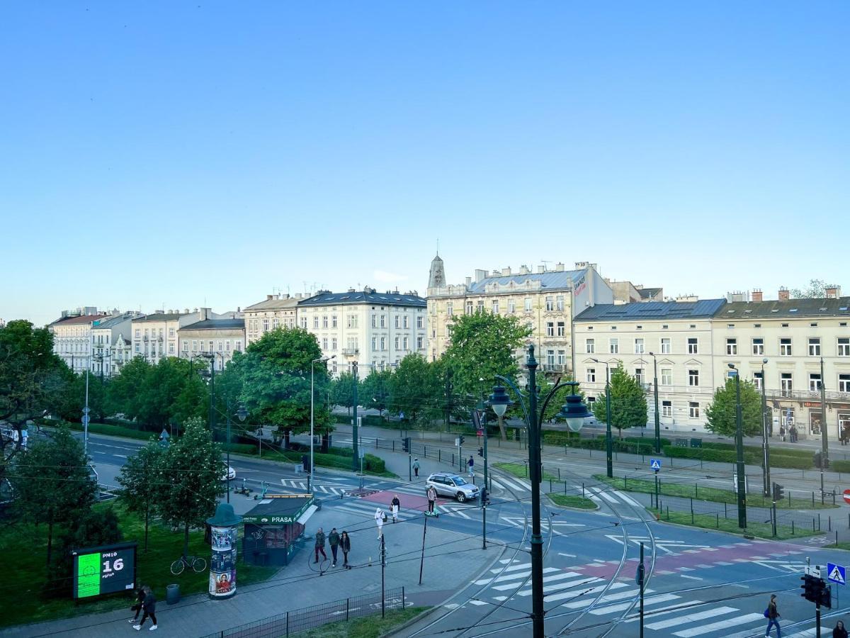 Prestige With Amazing View Apartament